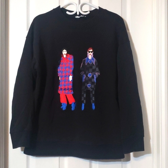Zara Tops - Zara sweatshirt